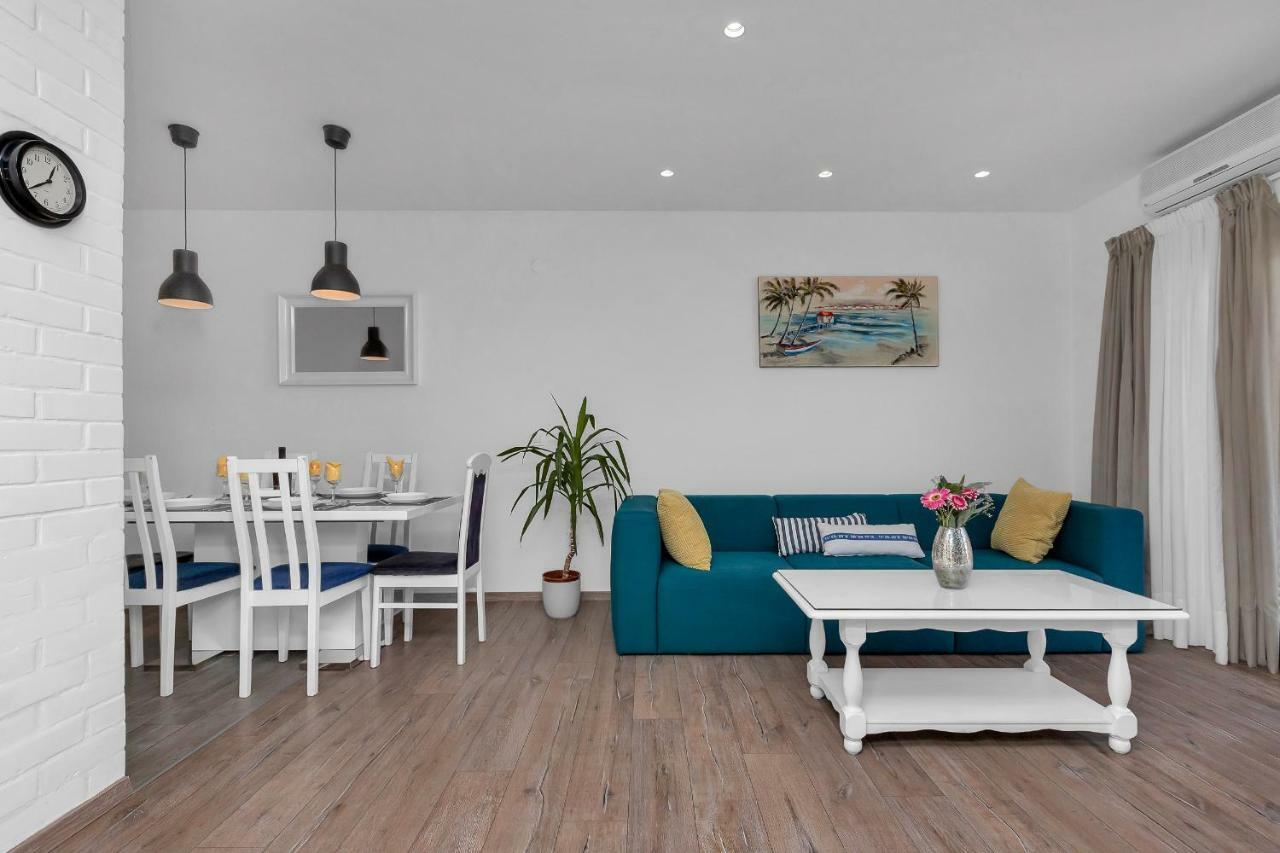 Blue Dream Apartment Макарска Экстерьер фото